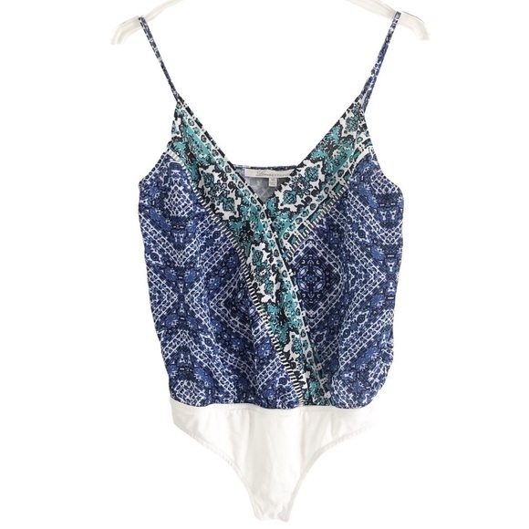 Lovers & Friends NWT Vision Cami Bodysuit Blue Scarf Print XS - Picture 3 of 10
